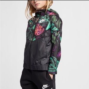 Nike Sportswear Windrunner Floral Youth Girls' Floral Windbreaker Sz Small
